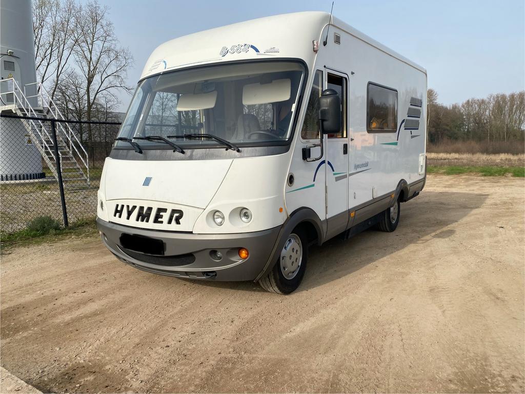 Hymer B564 gekeurd, Caravanes & Camping, Camping-cars, Jusqu'à 4, Marchepied électrique, Fiat, Boîte manuelle