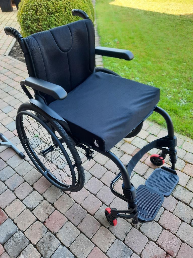 Progeo rolstoel, Diversen, Rolstoelen, Ophalen, Nieuw