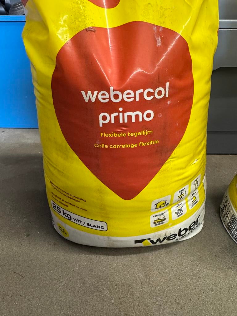 Colle à carrelage, Ophalen, Nieuw