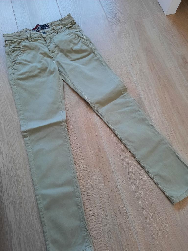 Communiekledij Red & Blu groene broek maat 140, Kinderen en Baby's, Broek, Ophalen of Verzenden, Zo goed als nieuw, Red&blu