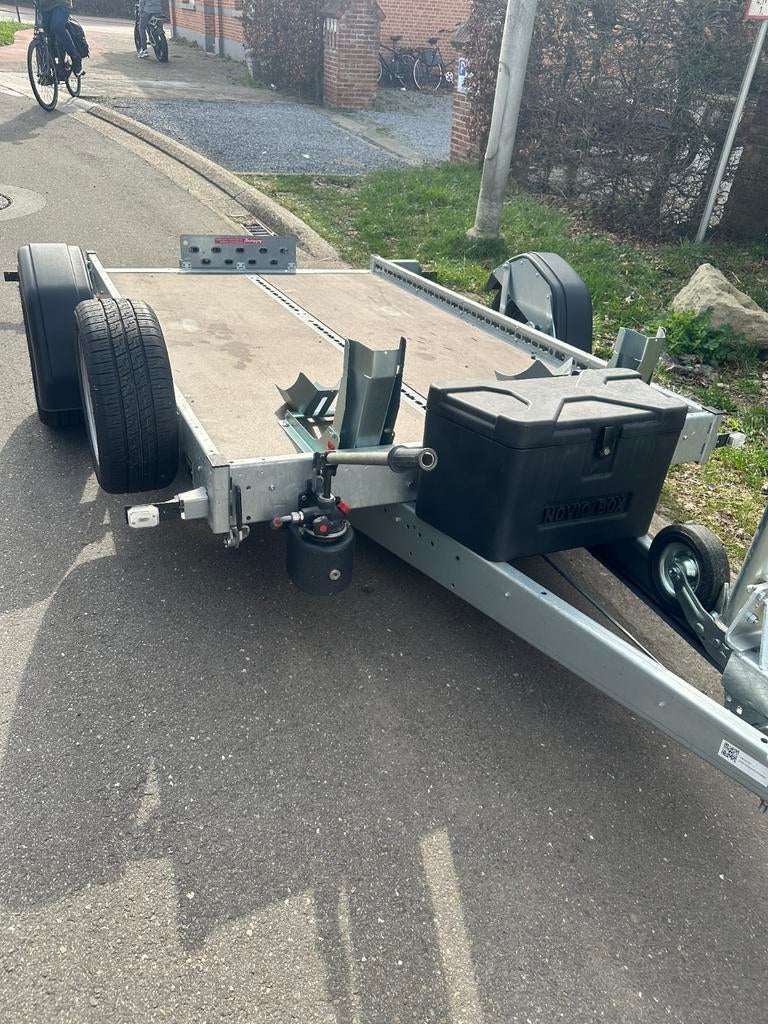 à louer : remorque submersible, Enlèvement