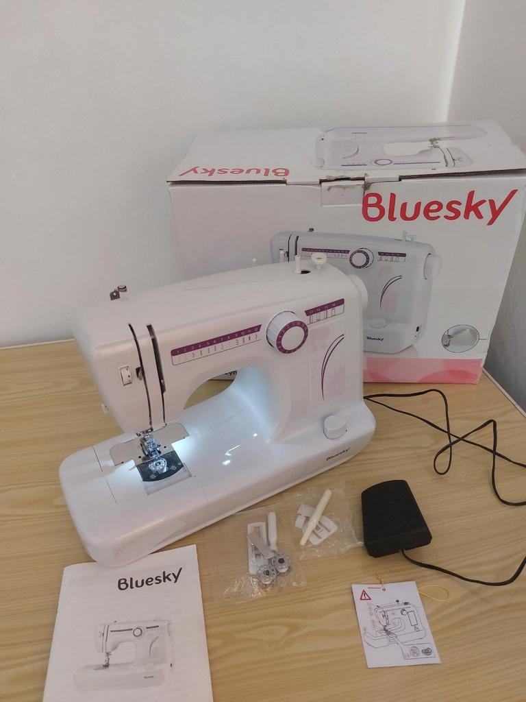 Machine à coudre neuf, Hobby & Loisirs créatifs, Machines à coudre & Accessoires, Machine à coudre