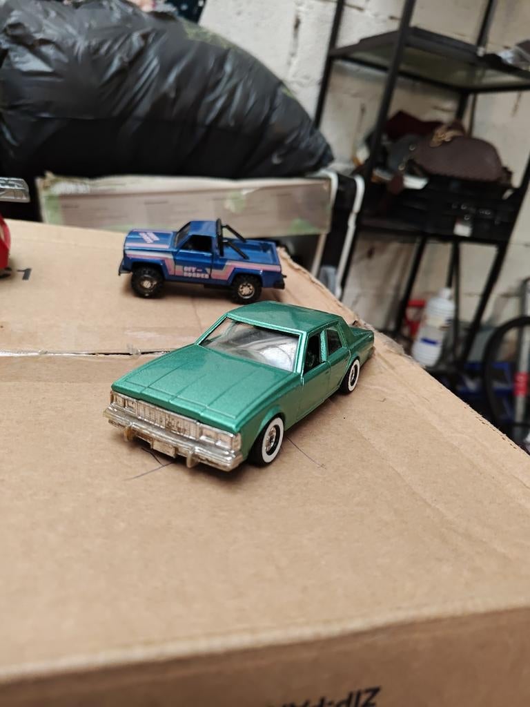 Corgi 325 Chevrolet 1:36 Scalp ++ other