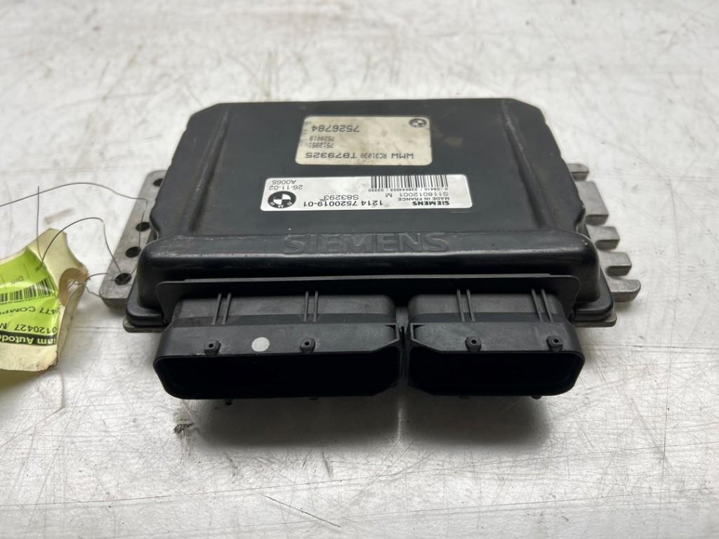 CALCULATEUR MOTEUR ECU Mini One / Cooper (R50) (|7526784|), Robert Bosch AG, Robert-Bosch-Allee 1
74232  Abstatt, DE, Engineering@bosch.com