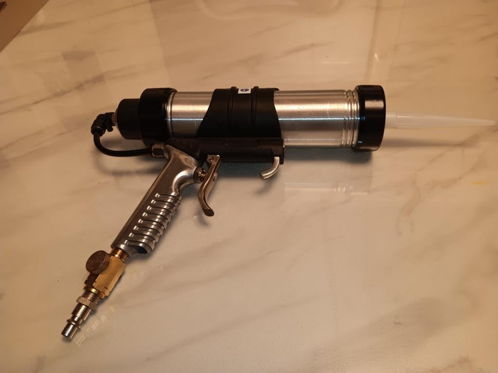 La pompe en silicone fonctionne à l'air comprimé., Bricolage & Construction, Enlèvement