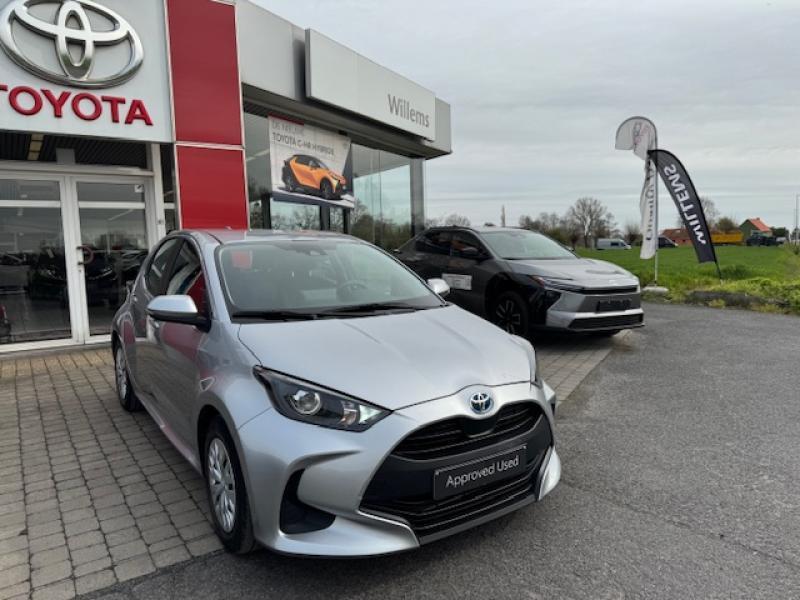 Toyota Yaris Dynamic Yaris Dynamic incl. navigatie 1.5 Hybri, Autos, Toyota, Achat, Euro 6, Autres carburants, Autres couleurs