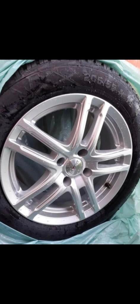 4 nieuwe velgen met band hier gekocht voor citroen c3., Auto-onderdelen, Ophalen, Band(en)