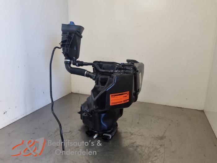 Adblue tank van een Volkswagen Caddy, Gebruikt, -, Volkswagen, -