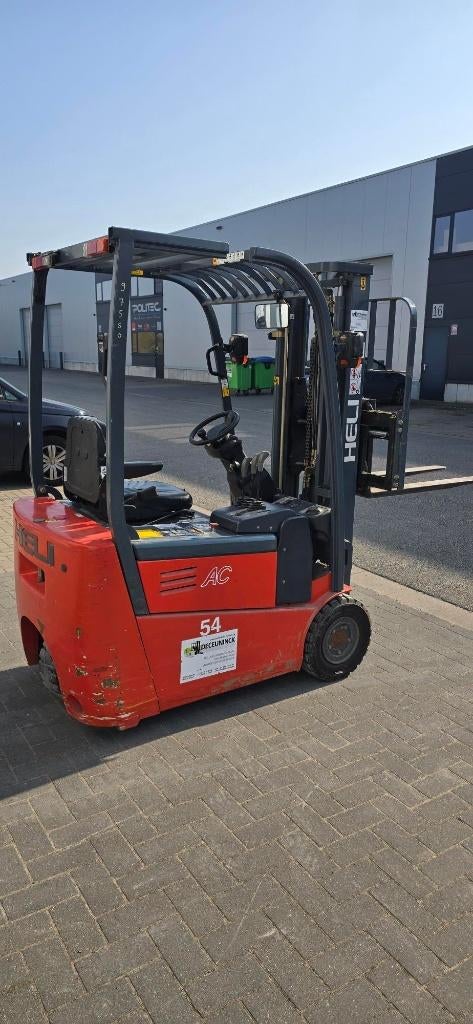 Chariot Elevateur (Clark) Heli 236 heures !!!, Articles professionnels, Machines & Construction | Chariots élévateurs & Transport interne