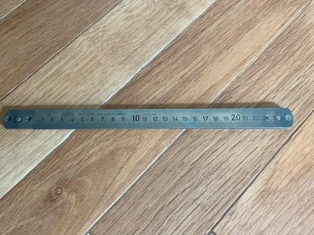 Règle pliante en aluminium Metrica et plus d'outils, Bricolage & Construction, Outillage | Outillage à main, Neuf, Enlèvement ou Envoi