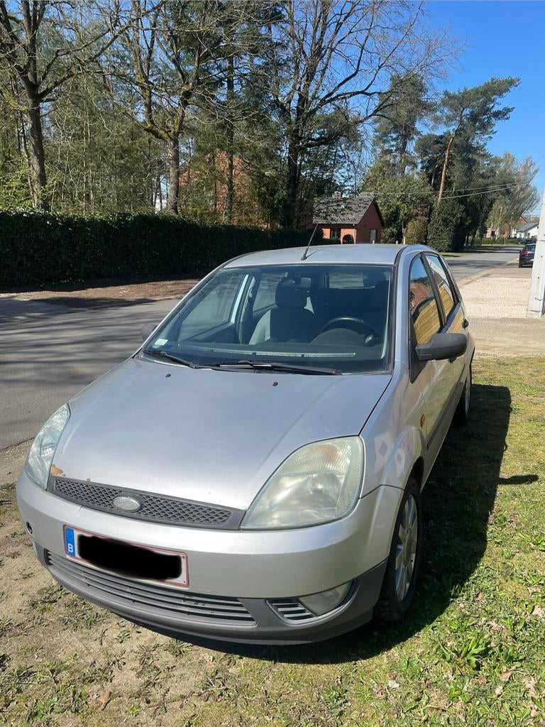 Ford fiesta, Autos, Argent ou Gris, Achat, Boîte manuelle, 5 portes