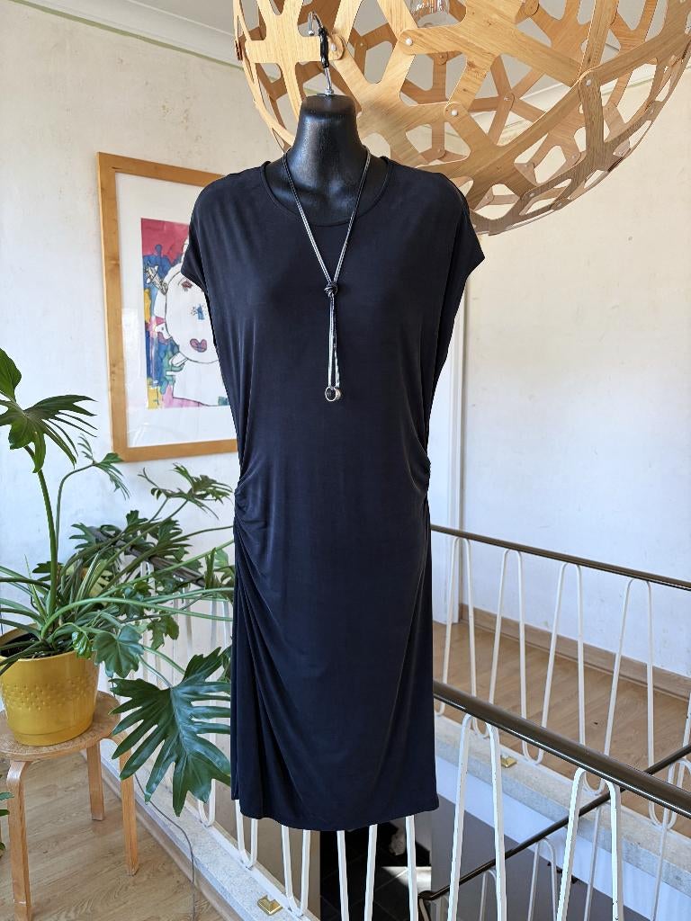 & Other Stories zijdezacht (avond)jurkje, ruched, mt 40, Kleding | Dames, Maat 38/40 (M), Zwart, & Other Stories, Ophalen of Verzenden