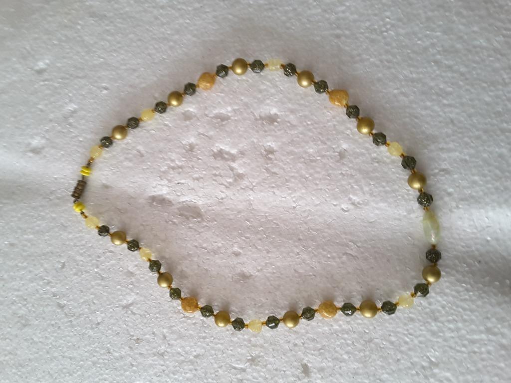 collier fantaisie 61 cm jaune, vert, brun ... C61J, Bijoux, Sacs & Beauté, Colliers, Enlèvement ou Envoi, Neuf, Brun, Synthétique