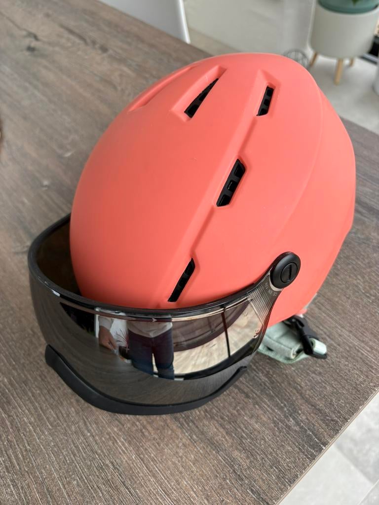 Casque ski avec visiere intégrée, Autres marques, Enlèvement ou Envoi, Comme neuf, Autres types