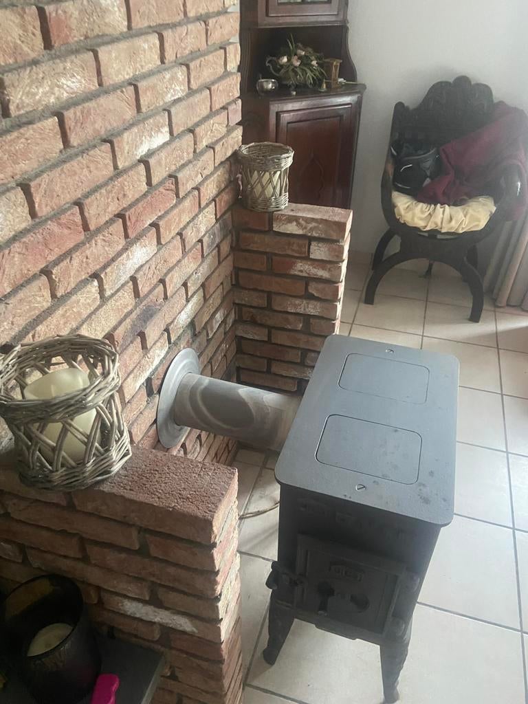 Dovre 600 CB gietijzeren Houtkachel, Huis en Inrichting, Kachels, Ophalen, Hout, Houtkachel