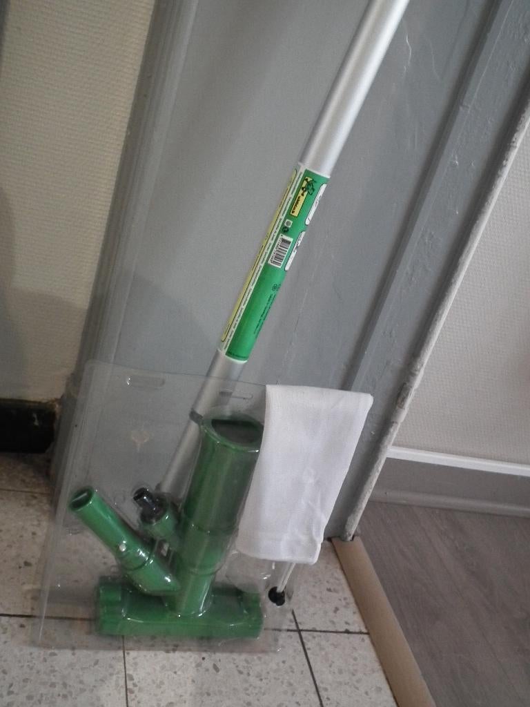 Vijvermodderstofzuiger met telescopische steel, Ophalen, Zo goed als nieuw