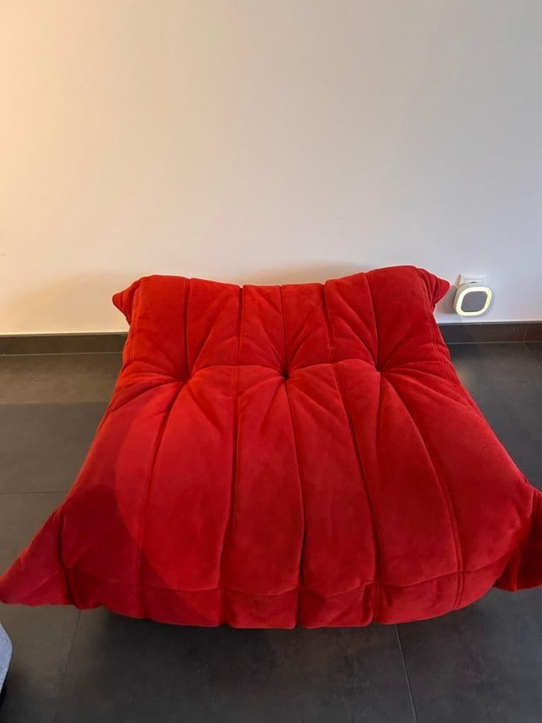 Ligne Roset set - Togo - Alcantara Goya Red, Ophalen