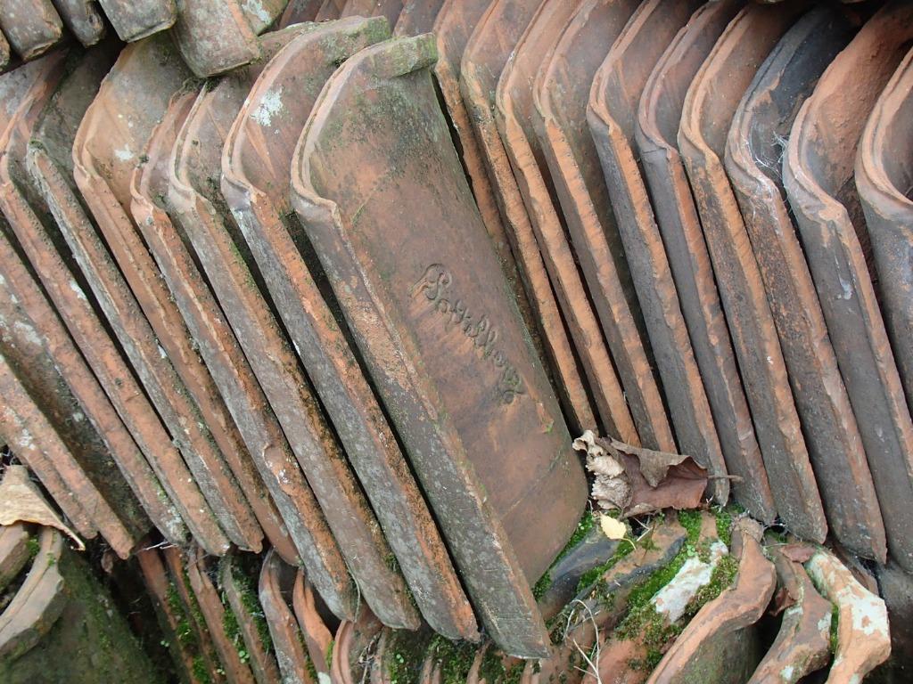 tuiles (n°65), Enlèvement, Utilisé, Tuiles