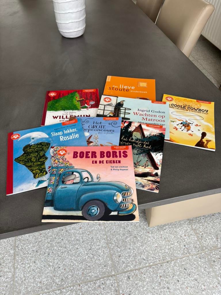 Acht boekjes oudste kleuterklas-1ste leerjaar, Boeken, Ophalen