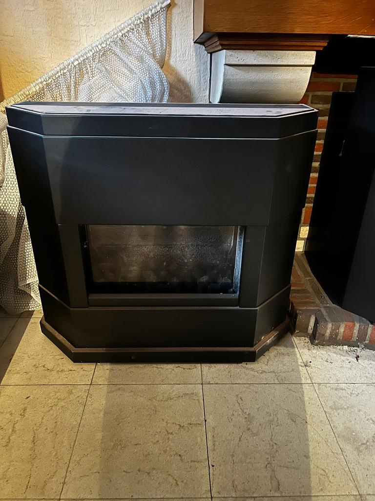 aardgas kachel 300€ de nieuwprijs was 1800€, Ophalen, Gebruikt, Gas