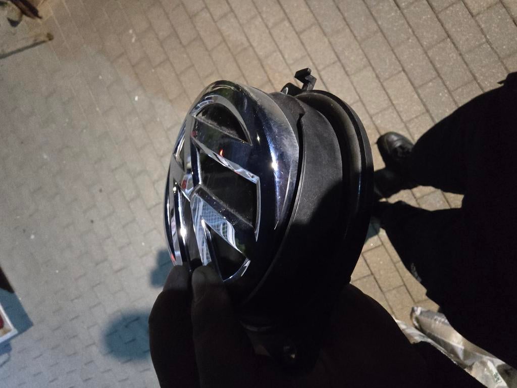 VW Handgrepen Achterklep 5G6827469F, Ophalen, Gebruikt