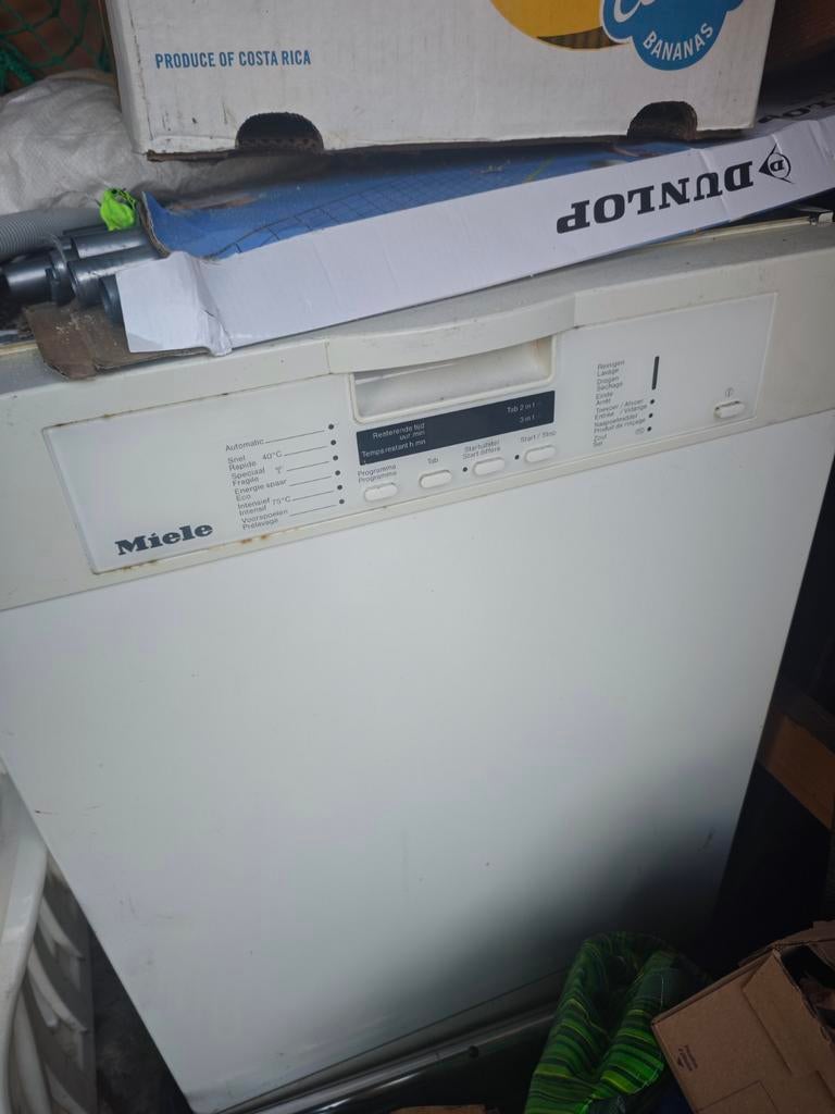 Lave vaisselle Miele. A encastrer, Ophalen