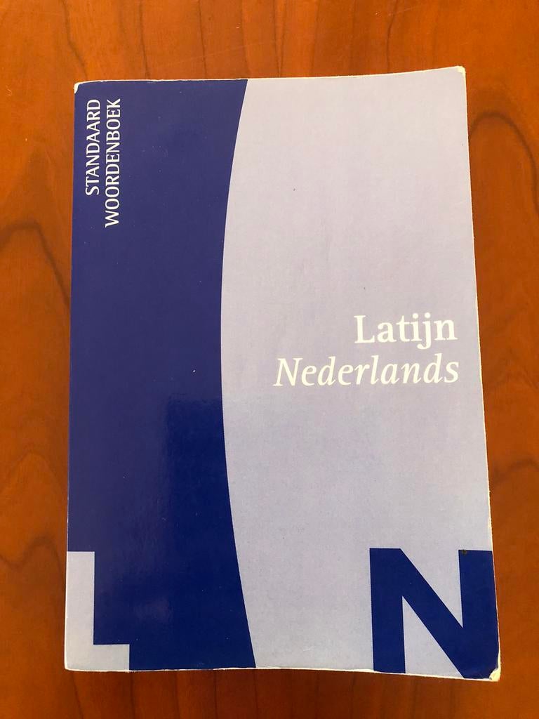 G.H. Halsberghe - Standaard woordenboek Latijn-Nederlands, Boeken, Woordenboeken, Ophalen, Latijn, Zo goed als nieuw, G.H. Halsberghe