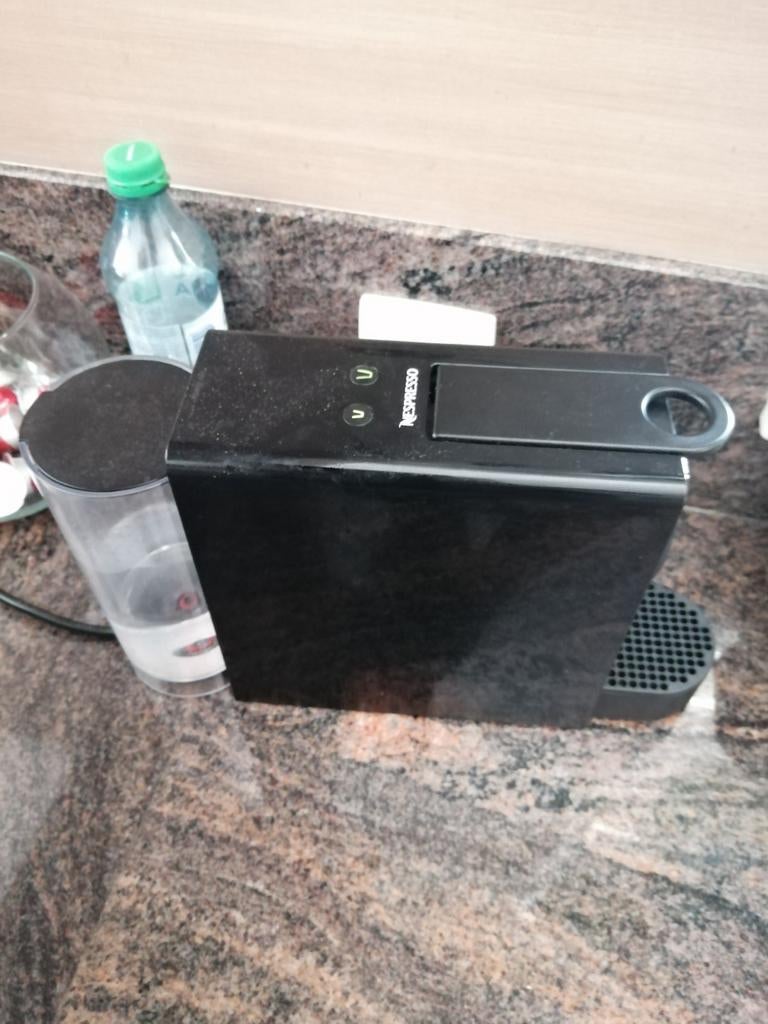 Cafetière Nespresso capsules, Enlèvement ou Envoi, Cafetière