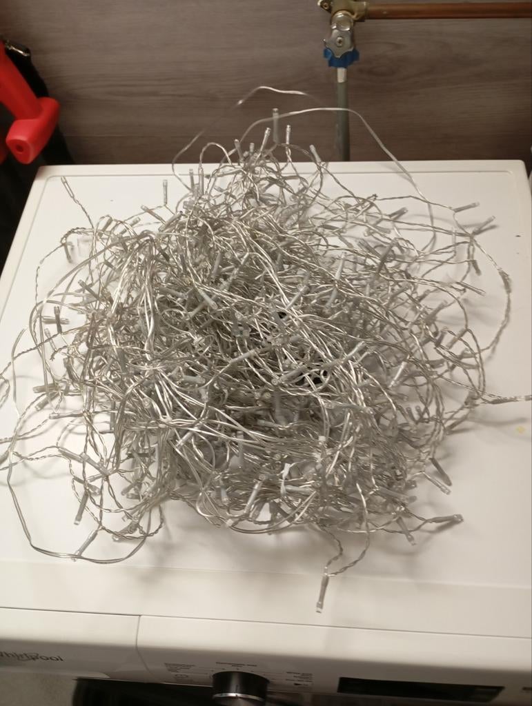 Guirlandes lumineuses, Envoi, Comme neuf