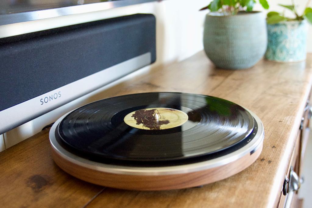 Minot Wheel 2 platenspeler, Automatisch, Zo goed als nieuw, Platenspeler, Ophalen