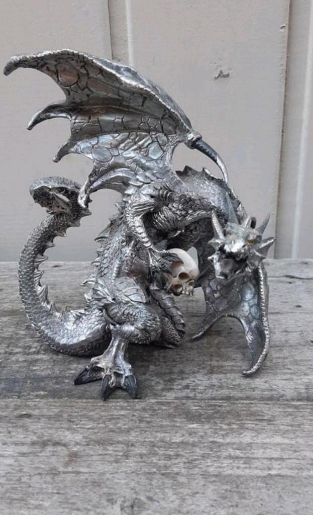 Draak met doodskop dragon The Vigulant, Kinderen en Baby's, Speelgoed | Actiefiguren, Ophalen of Verzenden, Zo goed als nieuw