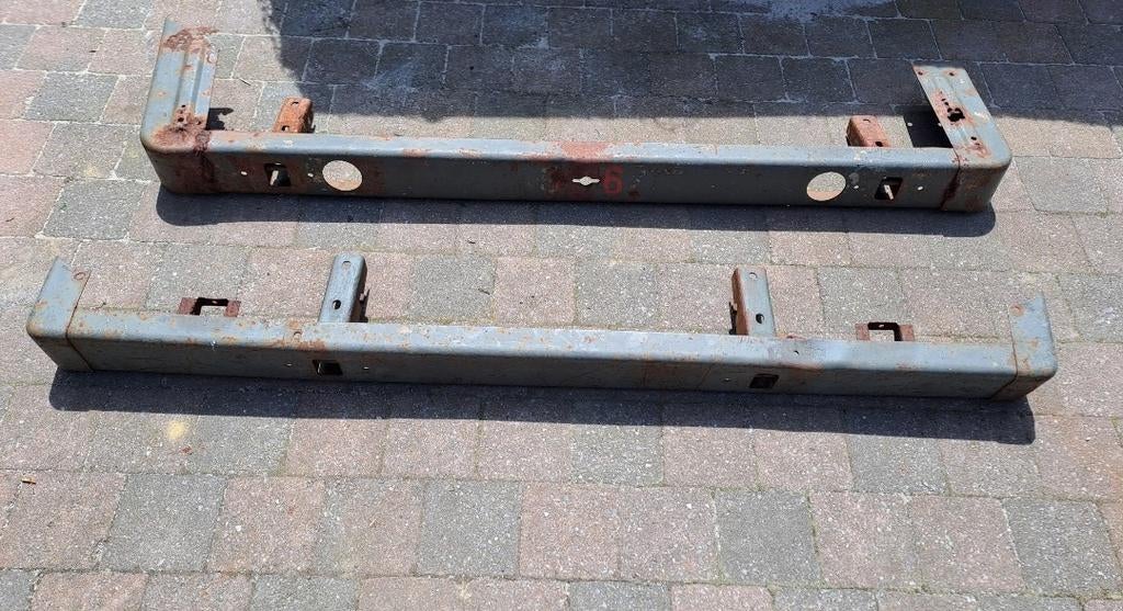 Volkswagen 181 kubel bumpers, Enlèvement, Volkswagen