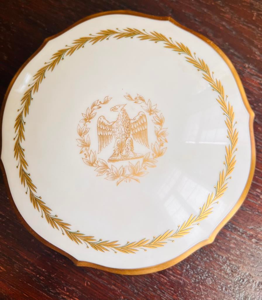 Bonbonnière wit/goud porselein Limoges, Antiquités & Art, Enlèvement ou Envoi