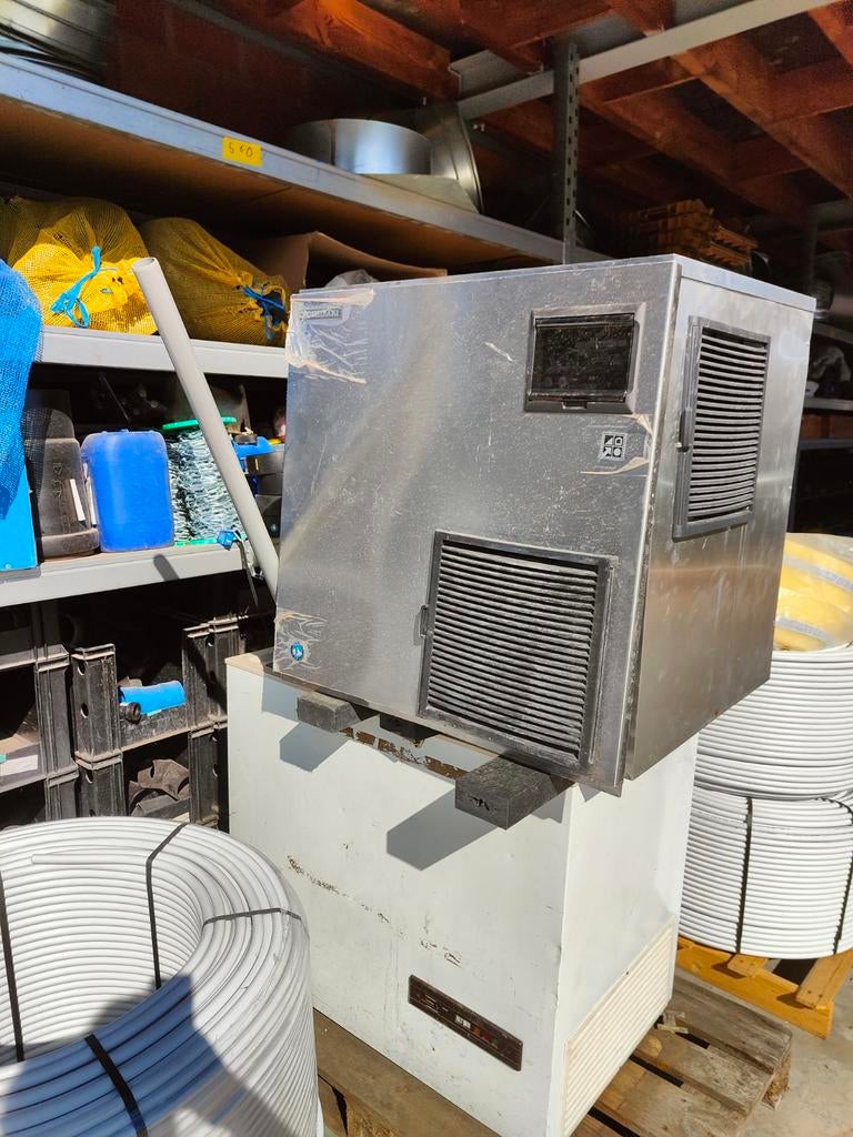 Hoshizaki ijsmachine 750 kg/dag, Ophalen