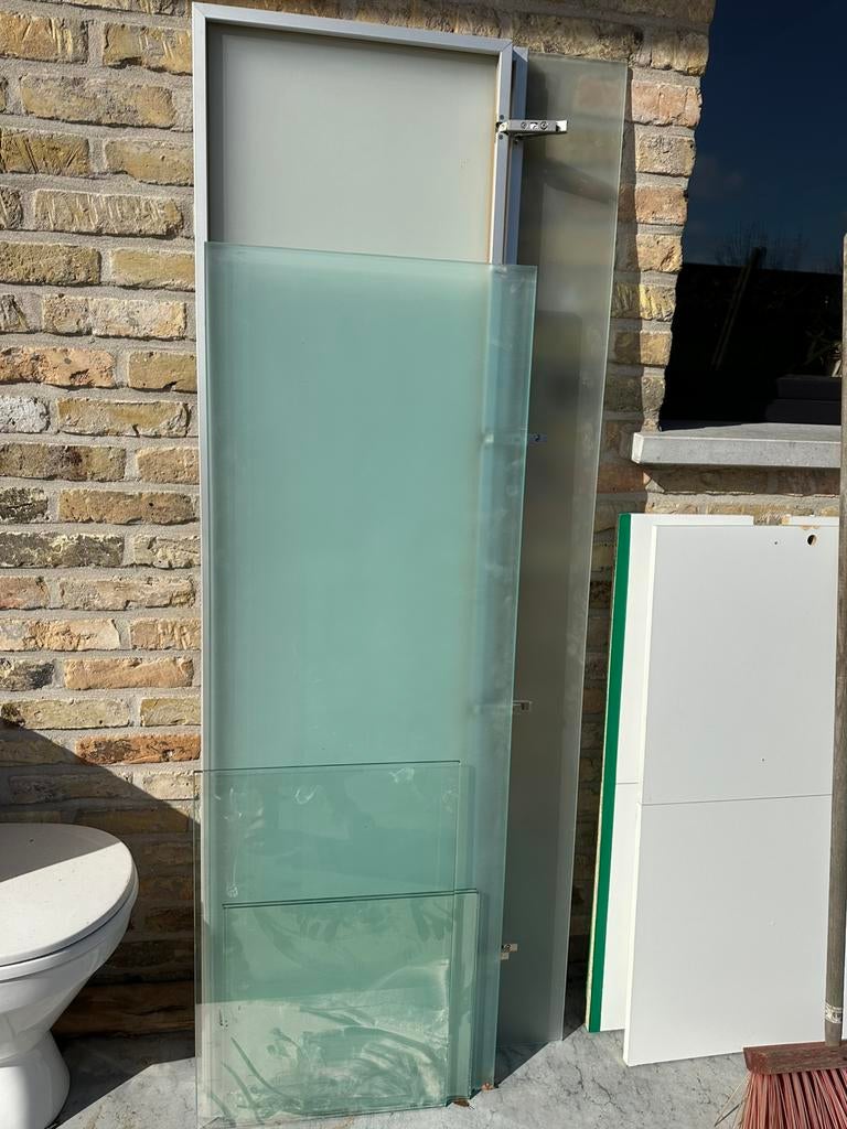 Glazen kastdeuren en glazen bankjes, Ophalen, Gebruikt, Glas