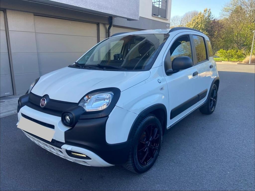 Panda Cross 2018 1.2i 139000km full option carnet, Autos, Achat, Euro 6, Panda, 5 portes