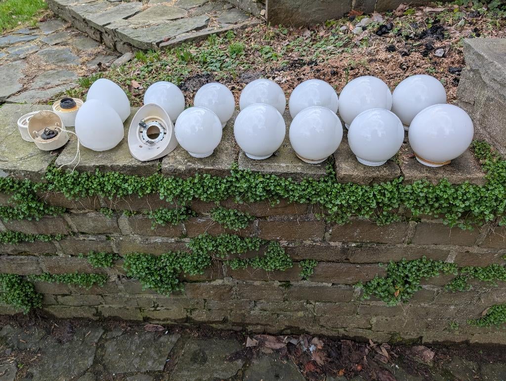 Witte opaline terraslamp globes, Ophalen, Zo goed als nieuw, Glas