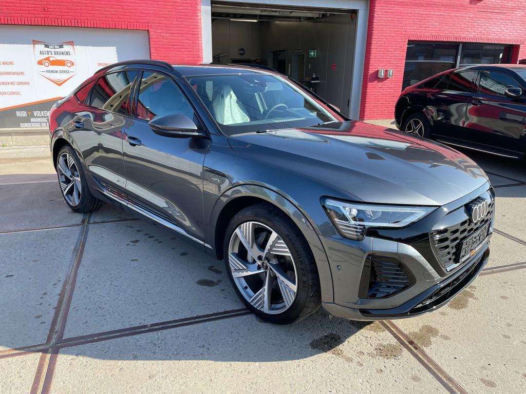 Audi Q8 e-tron SPORTBACK E-TRON / 55 QUATRO / S-LINE / HEAD-, Auto's, Audi, Automaat, USB, Gebruikt, Q8 e-tron