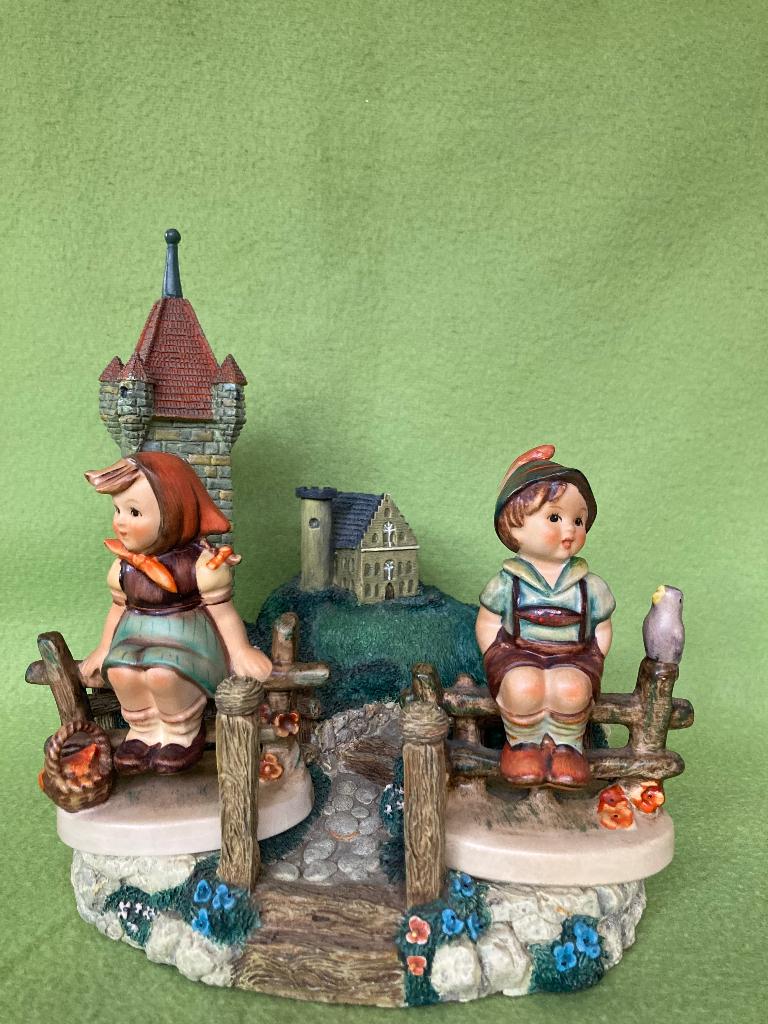 Scape van Hummel + 2 hummelbeeldjes, Ophalen of Verzenden, Zo goed als nieuw, Hummel