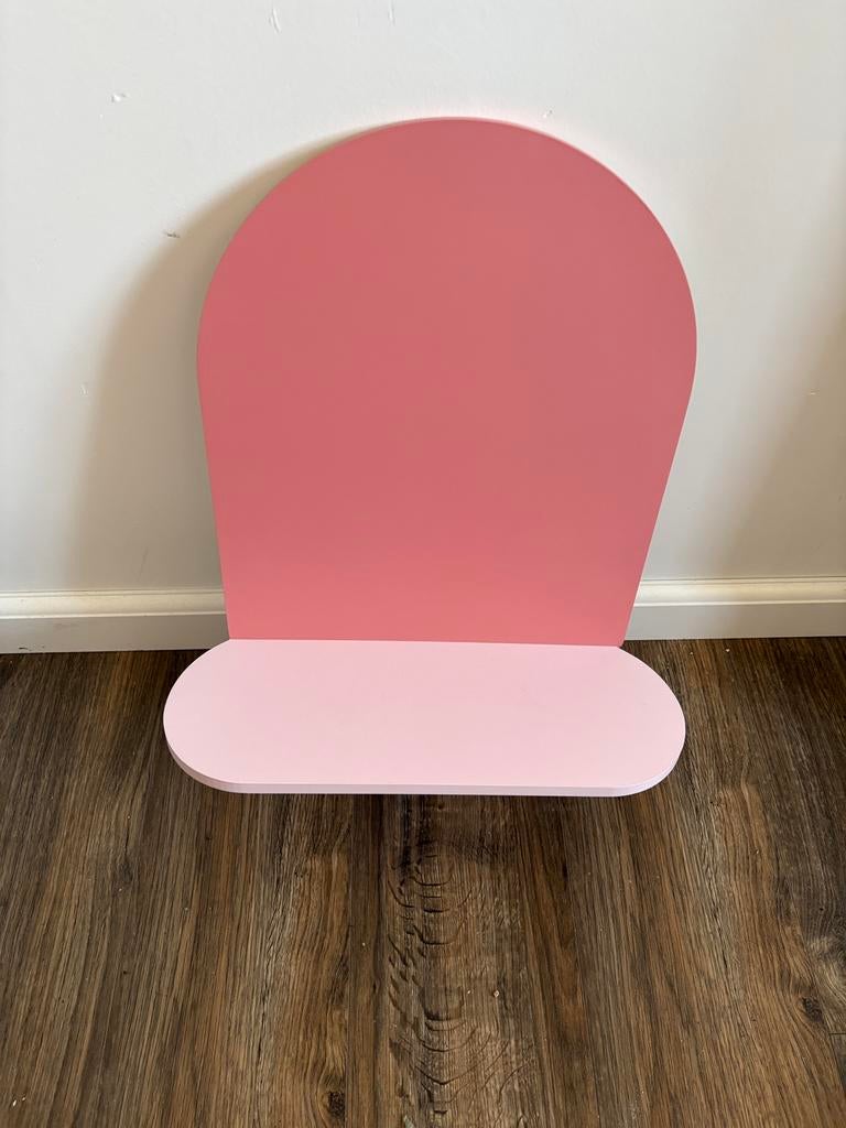 Wandrekje in roze te koop, Ophalen, Zo goed als nieuw