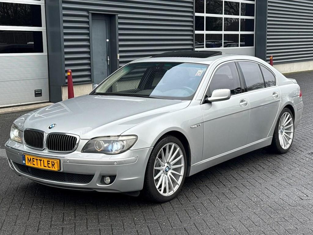 BMW 7-serie 760i, 6.0 V12, softclose, panoramadak, elektr st, Auto's, BMW, Automaat, 4 deurs, Achterwielaandrijving, Gebruikt