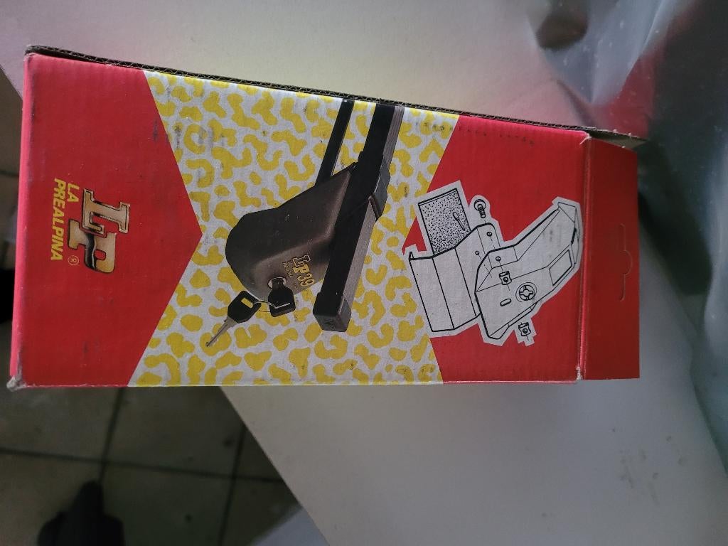 Kit Antivol LA PREALPINA LP39 – Barres de Toit, Autos : Divers, Porte-bagages, Enlèvement, Neuf