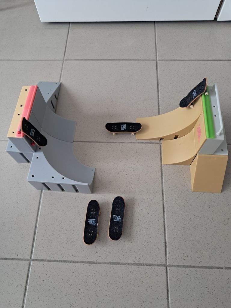 Tech deck fingerboards + aanpasbare walls, ramps NIEUWSTAAT, Ophalen of Verzenden