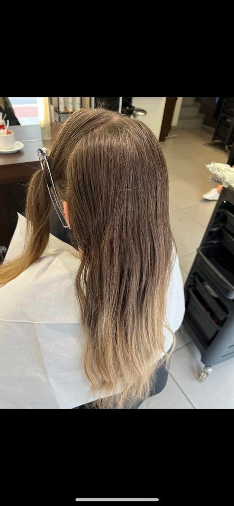 Kapster/fotograaf, Enlèvement