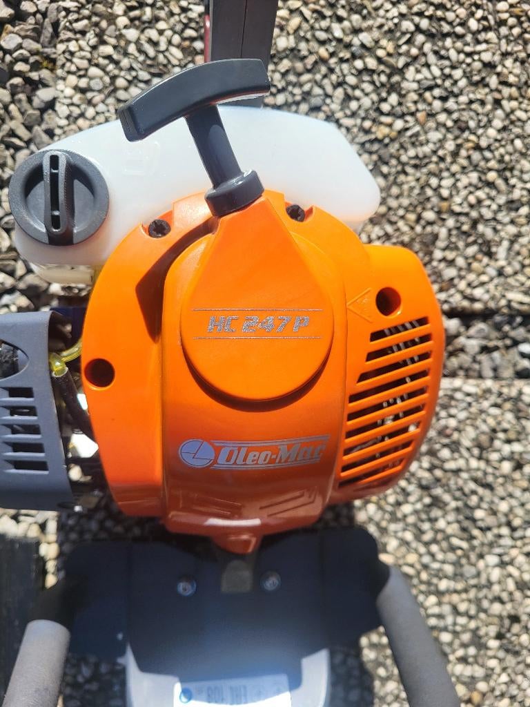 Taille haie professionnel oleo mac hc247p, Jardin & Terrasse, Taille-haies, Enlèvement, Comme neuf, Essence, Oleo mac