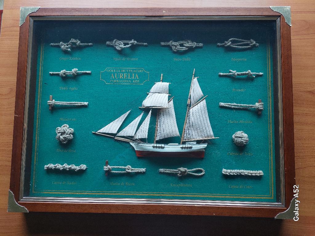 cadre en bois avec noeuds marin et voilier miniature, Enlèvement ou Envoi, Comme neuf, Voilier, Autres types