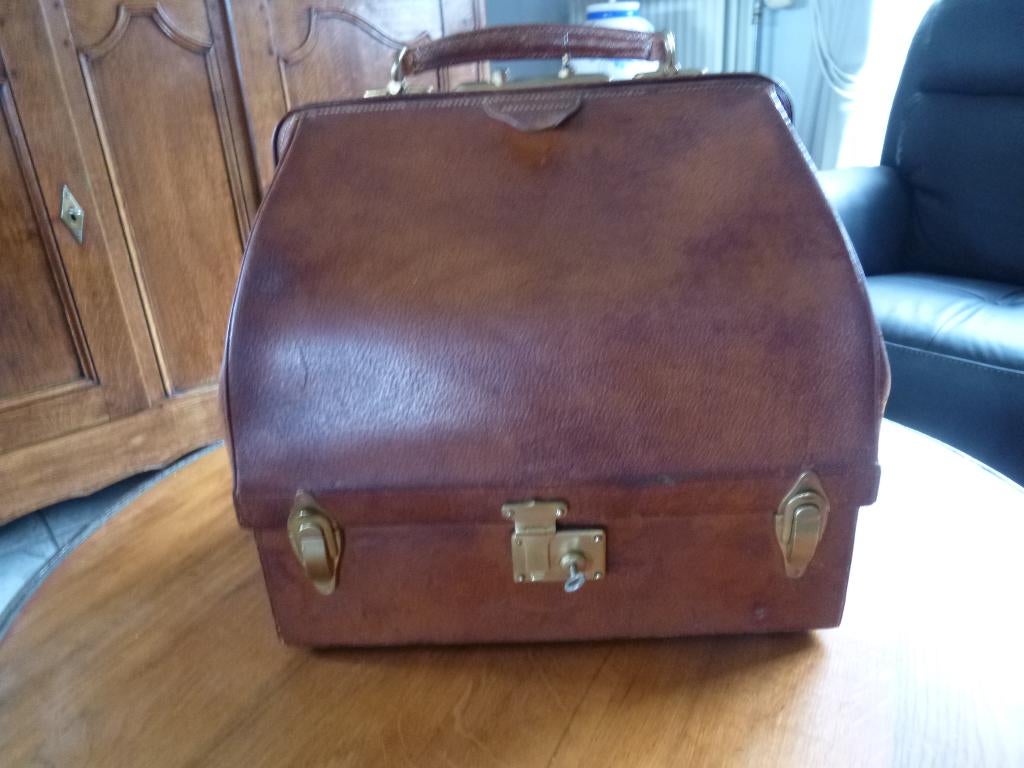 Hermès (echt) grote leren aktetas, Handtassen en Accessoires, Tassen | Damestassen, Ophalen of Verzenden, Gebruikt, Bruin, Handtas