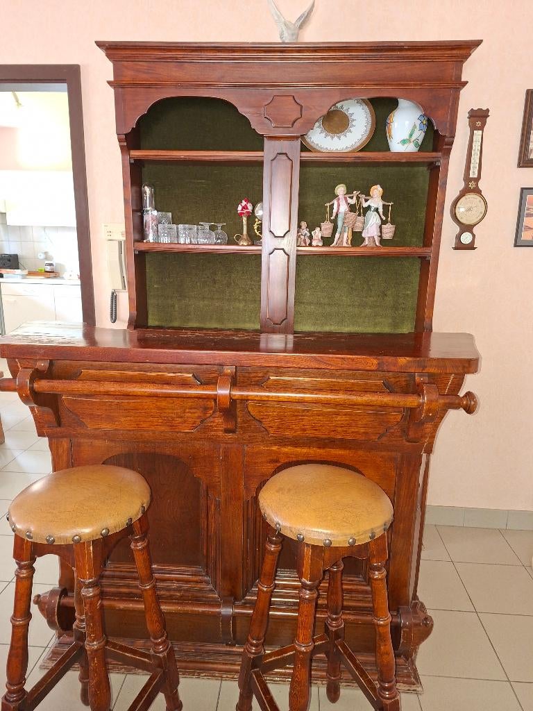 mobilier de bar + 2 chaises de bar, Enlèvement, Utilisé, Y compris les chaises de bar