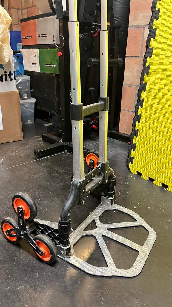 Gratis verhuis wagentje, Enlèvement