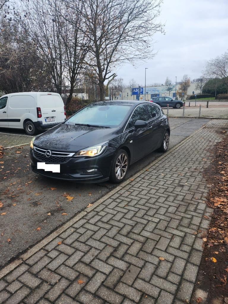 Mooie Opel Astra 1.4 turbo benzine, Auto's, Opel, Stof, Zwart, Handgeschakeld, 5 deurs